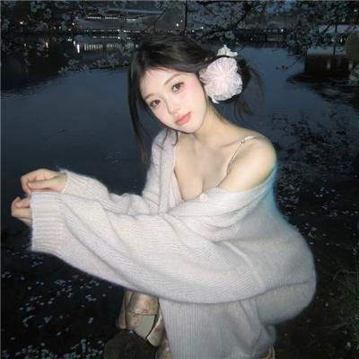 九顶假发的女孩